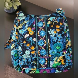 Very Bradley Floral Quilted Crossbody Bag